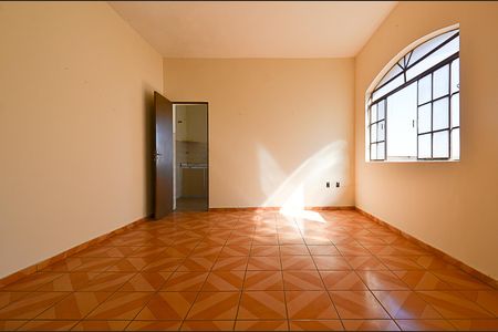 Sala de casa para alugar com 3 quartos, 300m² em Penha, Belo Horizonte