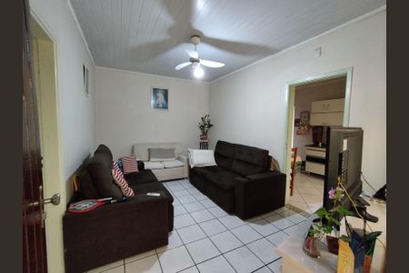 Casa à venda com 200m², 4 quartos e 3 vagas Casa à venda com 200m², 4 quartos e 3 vagasSala