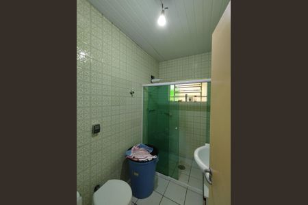 Casa à venda com 200m², 4 quartos e 3 vagas Casa à venda com 200m², 4 quartos e 3 vagasBanheiro - torneira