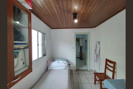 Casa à venda com 200m², 4 quartos e 3 vagas Casa à venda com 200m², 4 quartos e 3 vagasQuarto 2