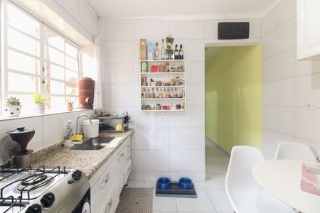 Casa à venda com 123m², 2 quartos e 1 vaga Casa à venda com 123m², 2 quartos e 1 vagaCozinha