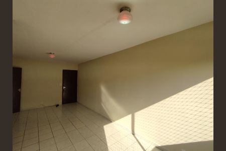 Apartamento para alugar com 62m², 2 quartos e 1 vagaSala 
