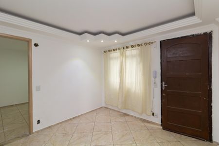 Sala de apartamento para alugar com 2 quartos, 44m² em Itaquera, São Paulo