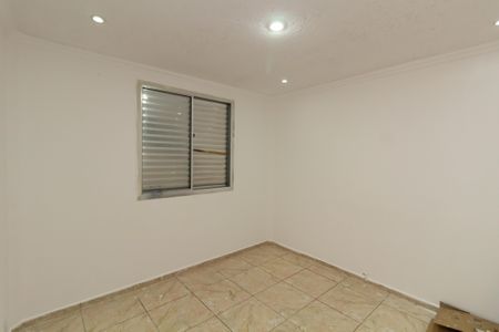 Quarto 2 de apartamento para alugar com 2 quartos, 44m² em Itaquera, São Paulo