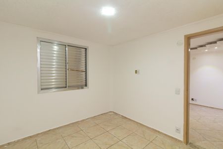 Quarto 1 de apartamento para alugar com 2 quartos, 44m² em Itaquera, São Paulo