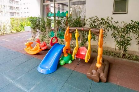 Studio para alugar com 33m², 0 quarto e 1 vaga Studio para alugar com 33m², 0 quarto e 1 vagaPlayground