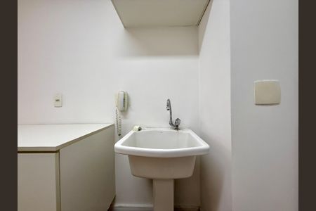 Studio para alugar com 33m², 0 quarto e 1 vaga Studio para alugar com 33m², 0 quarto e 1 vagaÁrea de Serviço