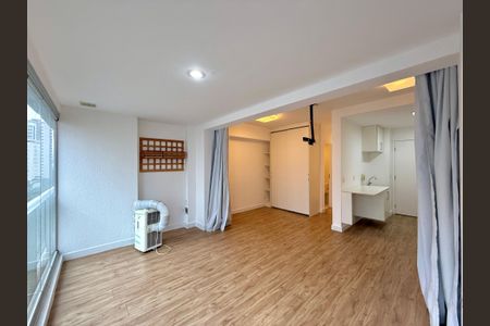 Studio para alugar com 33m², 0 quarto e 1 vaga Studio para alugar com 33m², 0 quarto e 1 vagaVaranda Integrada
