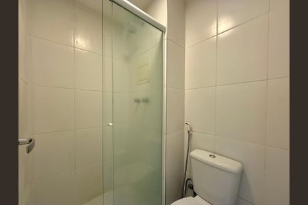 Studio para alugar com 33m², 0 quarto e 1 vaga Studio para alugar com 33m², 0 quarto e 1 vagaBanheiro
