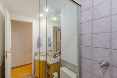 Apartamento à venda com 58m², 2 quartos e 1 vaga Apartamento à venda com 58m², 2 quartos e 1 vagaBanheiro