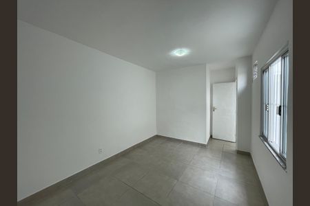 Quarto de apartamento para alugar com 1 quarto, 55m² em Vila Emil, Mesquita