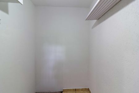 Casa à venda com 124m², 3 quartos e 2 vagas Casa à venda com 124m², 3 quartos e 2 vagasQuarto de Serviço