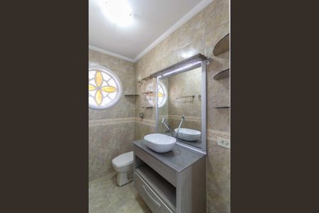 Casa à venda com 124m², 3 quartos e 2 vagas Casa à venda com 124m², 3 quartos e 2 vagasBanheiro Suíte