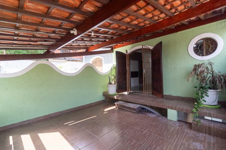 Casa à venda com 124m², 3 quartos e 2 vagas Casa à venda com 124m², 3 quartos e 2 vagasSuíte Varanda