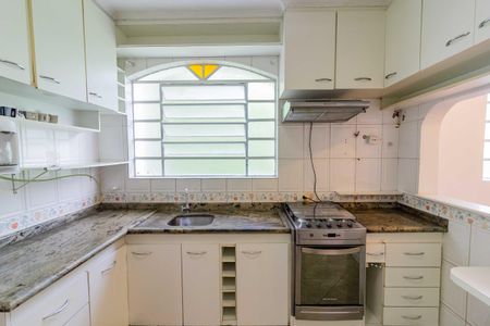 Casa à venda com 124m², 3 quartos e 2 vagas Casa à venda com 124m², 3 quartos e 2 vagasCozinha