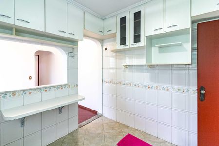 Casa à venda com 124m², 3 quartos e 2 vagas Casa à venda com 124m², 3 quartos e 2 vagasCozinha