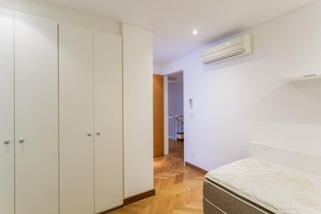 Apartamento para alugar com 130m², 2 quartos e 2 vagas Apartamento para alugar com 130m², 2 quartos e 2 vagasSuíte 1