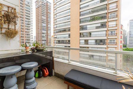 Apartamento para alugar com 130m², 2 quartos e 2 vagas Apartamento para alugar com 130m², 2 quartos e 2 vagasVaranda