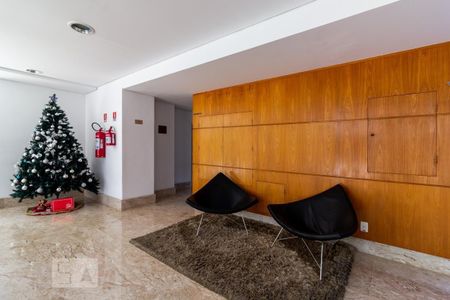 Apartamento para alugar com 130m², 2 quartos e 2 vagas Apartamento para alugar com 130m², 2 quartos e 2 vagasHall social