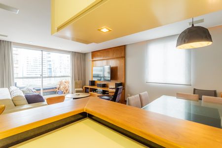 Apartamento para alugar com 130m², 2 quartos e 2 vagas Apartamento para alugar com 130m², 2 quartos e 2 vagasCozinha