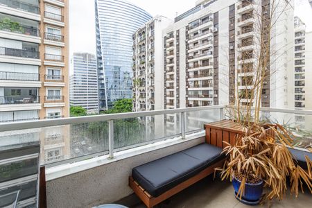 Apartamento para alugar com 130m², 2 quartos e 2 vagas Apartamento para alugar com 130m², 2 quartos e 2 vagasVaranda