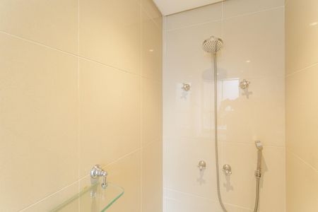 Apartamento para alugar com 130m², 2 quartos e 2 vagas Apartamento para alugar com 130m², 2 quartos e 2 vagasBanheiro da Suíte 1