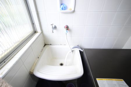 Apartamento para alugar com 70m², 2 quartos e 1 vagaÁrea de Serviço