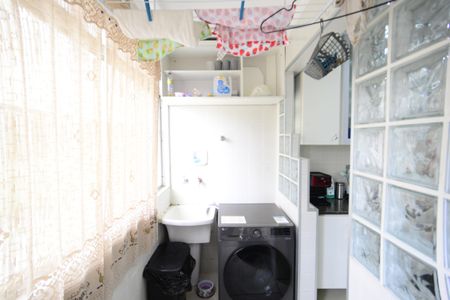 Apartamento para alugar com 70m², 2 quartos e 1 vagaÁrea de Serviço