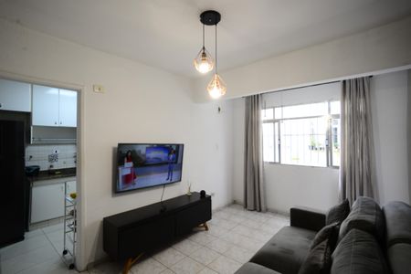 Apartamento para alugar com 70m², 2 quartos e 1 vagaSala
