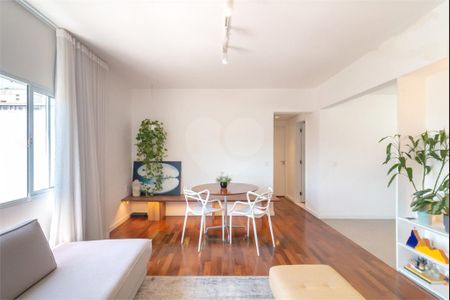 Apartamento à venda com 2 quartos, 80m² em Cerqueira César, São Paulo