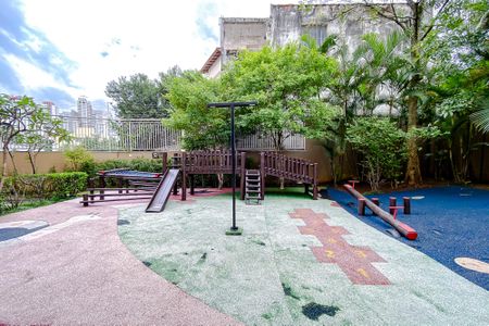 Apartamento à venda com 169m², 3 quartos e 3 vagasÁrea comum - Playground