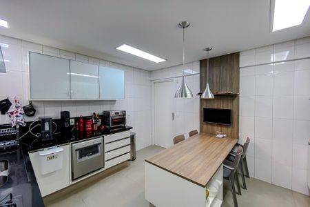 Apartamento à venda com 169m², 3 quartos e 3 vagasCozinha