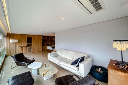 Apartamento à venda com 169m², 3 quartos e 3 vagasVaranda da Sala