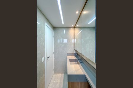 Apartamento à venda com 169m², 3 quartos e 3 vagasBanheiro da Suíte 2