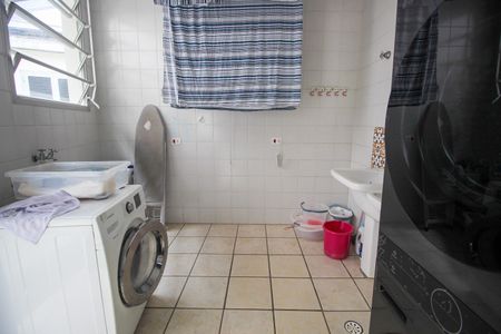 Casa à venda com 490m², 5 quartos e 6 vagasÁrea de Serviço