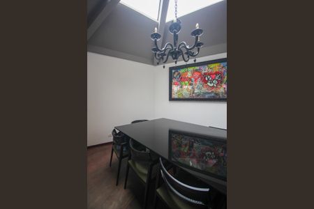 Casa à venda com 490m², 5 quartos e 6 vagasSala de Jantar