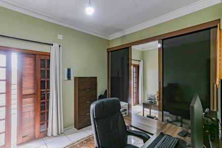 Casa à venda com 240m², 3 quartos e 5 vagasQuarto 2