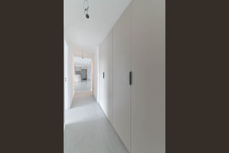 Apartamento à venda com 111m², 2 quartos e 2 vagasCorredor