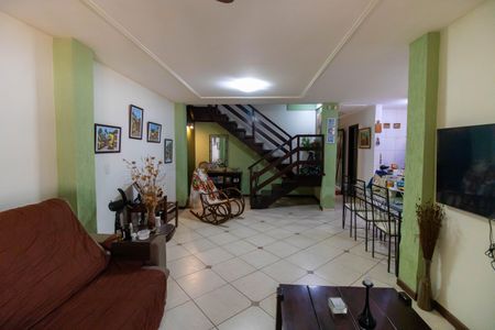 Sala de casa para alugar com 3 quartos, 160m² em Itaipu, Niterói