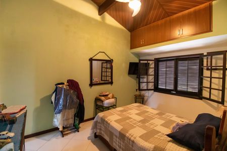 Casa para alugar com 160m², 3 quartos e 6 vagas Casa para alugar com 160m², 3 quartos e 6 vagasSuíte