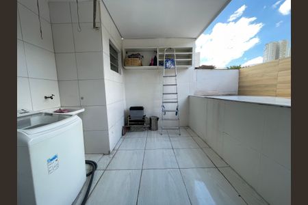 Casa para alugar com 52m², 1 quarto e sem vagaÁrea de Serviço