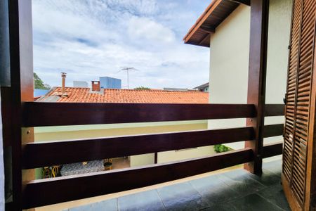 Casa à venda com 346m², 4 quartos e 4 vagas Casa à venda com 346m², 4 quartos e 4 vagasVaranda do Quarto 1