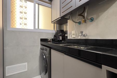 Apartamento para alugar com 68m², 2 quartos e 1 vaga Apartamento para alugar com 68m², 2 quartos e 1 vagaCozinha e Área de Serviço