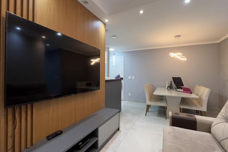 Apartamento para alugar com 68m², 2 quartos e 1 vaga Apartamento para alugar com 68m², 2 quartos e 1 vagaSala