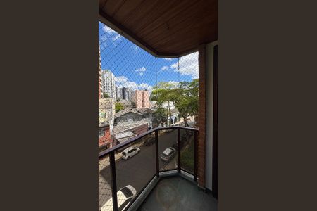 Apartamento à venda com 112m², 2 quartos e 2 vagas Apartamento à venda com 112m², 2 quartos e 2 vagasQuarto 1 Varanda