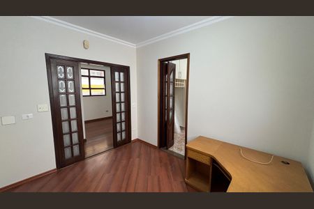 Apartamento à venda com 112m², 2 quartos e 2 vagas Apartamento à venda com 112m², 2 quartos e 2 vagasEscritório