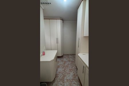 Apartamento à venda com 112m², 2 quartos e 2 vagas Apartamento à venda com 112m², 2 quartos e 2 vagasÁrea de Serviço