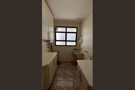 Apartamento à venda com 112m², 2 quartos e 2 vagas Apartamento à venda com 112m², 2 quartos e 2 vagasÁrea de Serviço