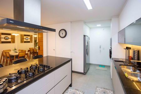 Apartamento à venda com 130m², 3 quartos e 3 vagasCozinha