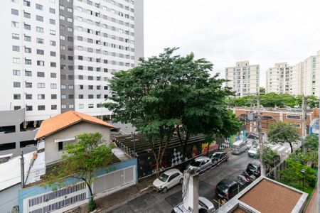 Vista da Sala  de apartamento para alugar com 2 quartos, 40m² em Vila Mira, São Paulo